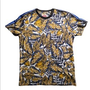 Fresh Prints of Belair Large Groahic Tee